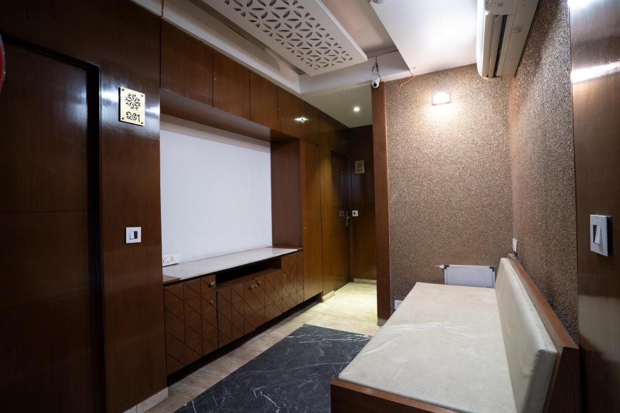 Hotel Kyra Airport Ahmedabad Esterno foto